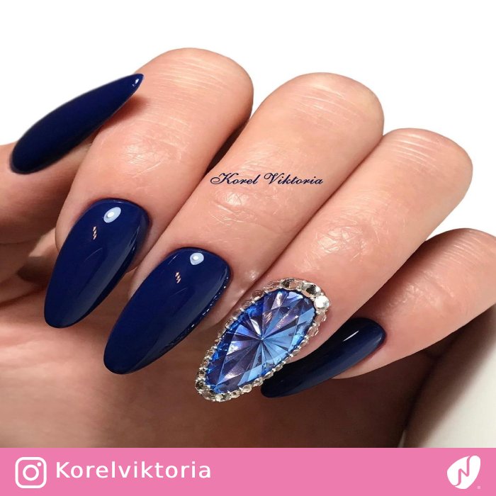 Blue Stone for Entire Nail